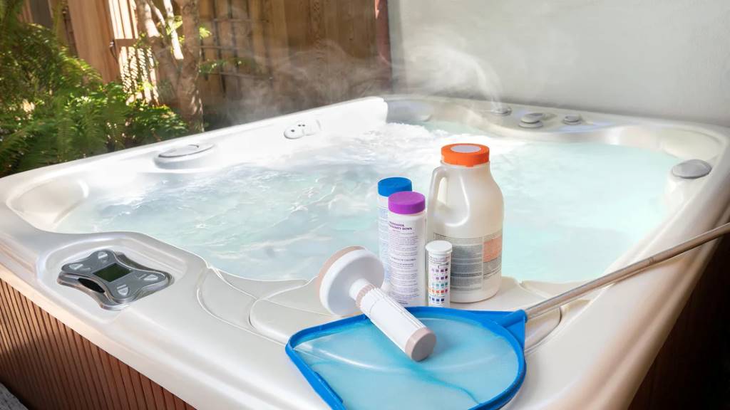 Clean your spa with vinegar